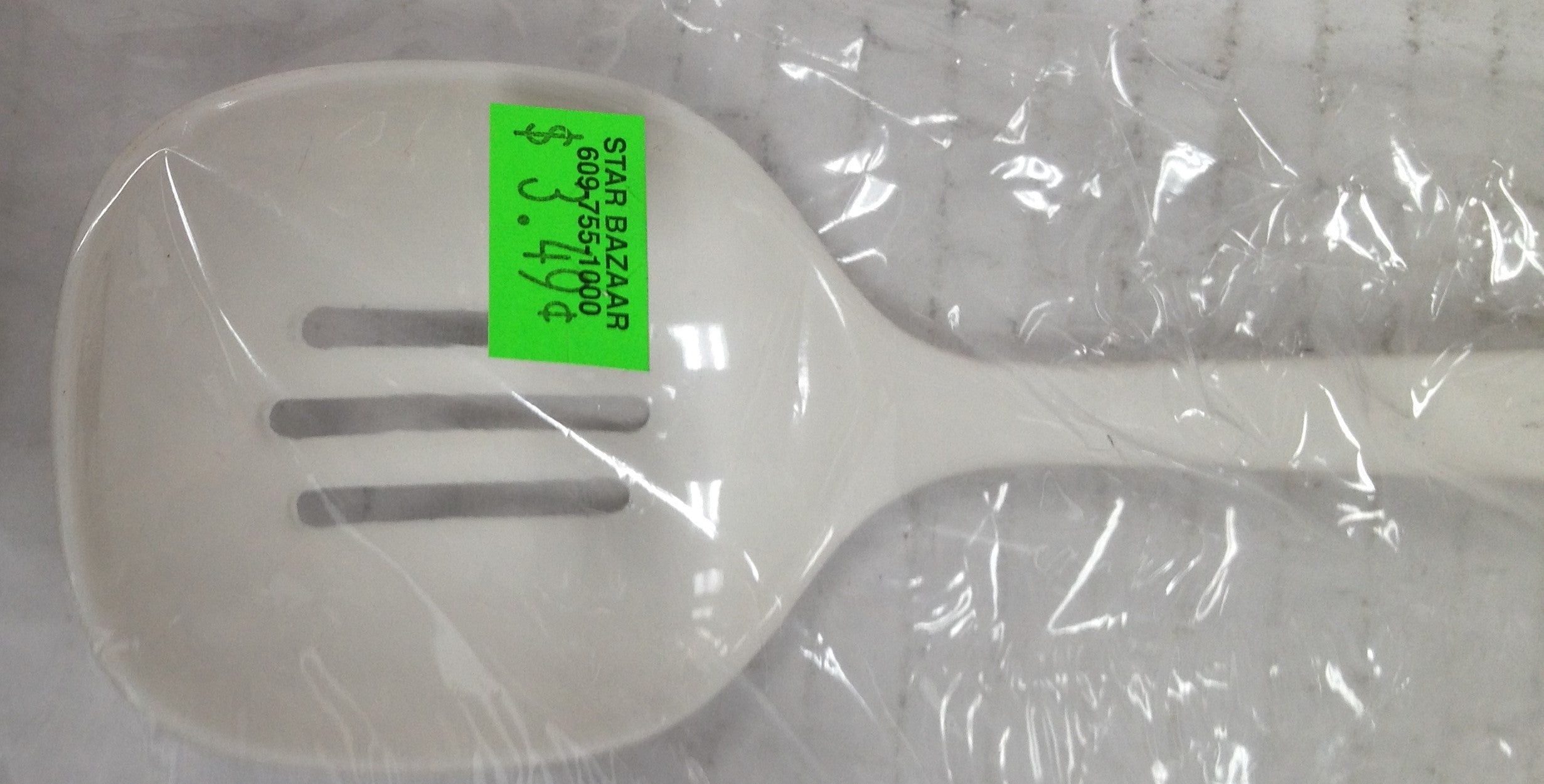 Plastic Spoon 10 OZ - 300 Gms