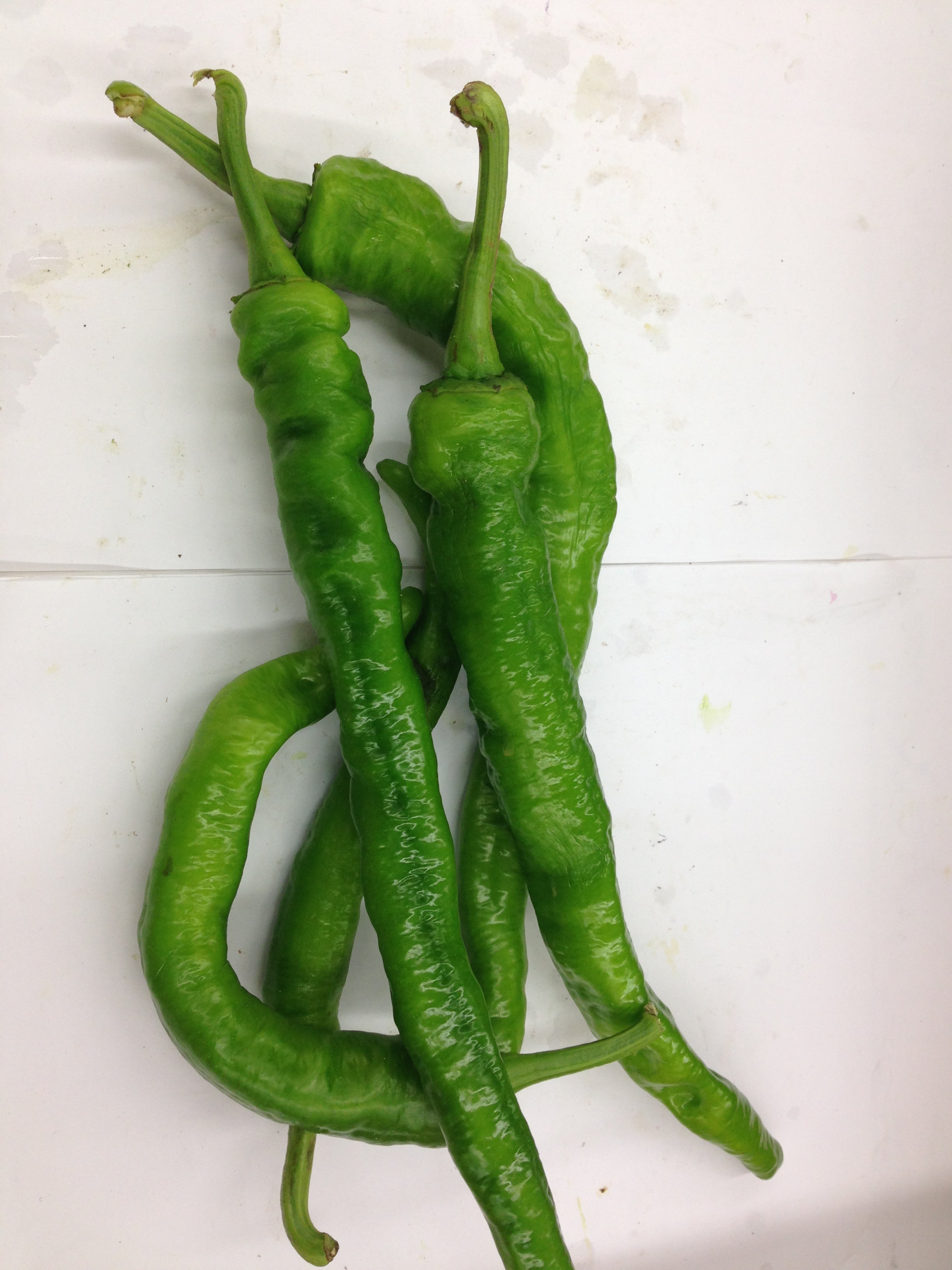 Fresh GREEN LONG HOT $-Lb